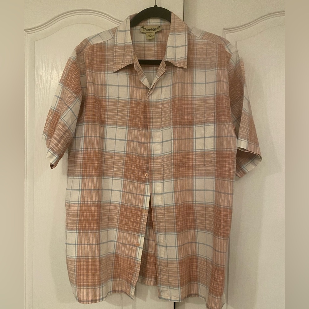 Men’s casual dress shirt